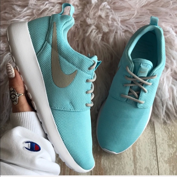 NWT Nike Roshe One Rare - Picture 5 of 8